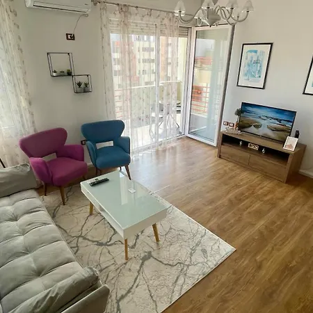 21° Bs Pazari City Center Comfort Tirana